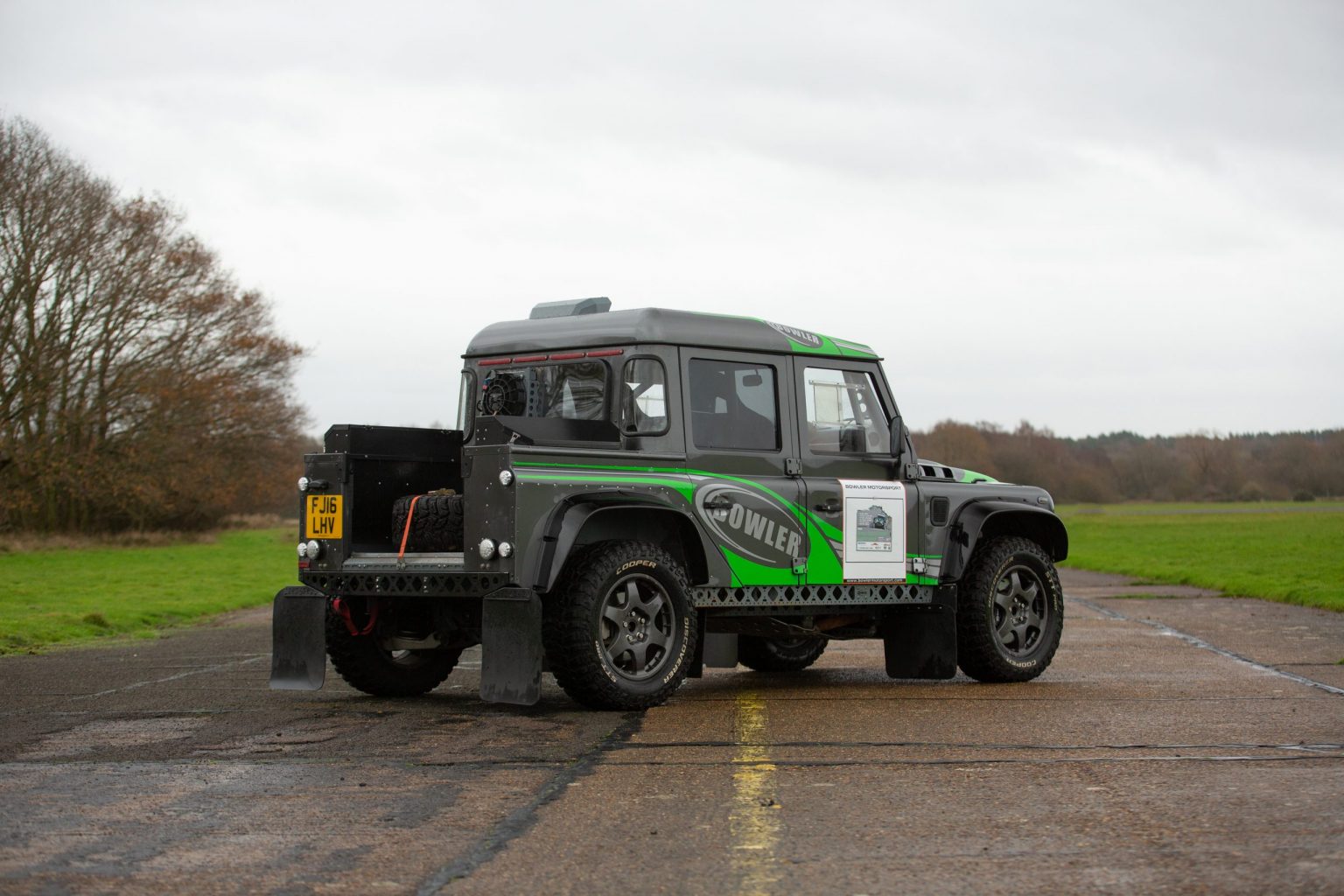 Land rover bowler