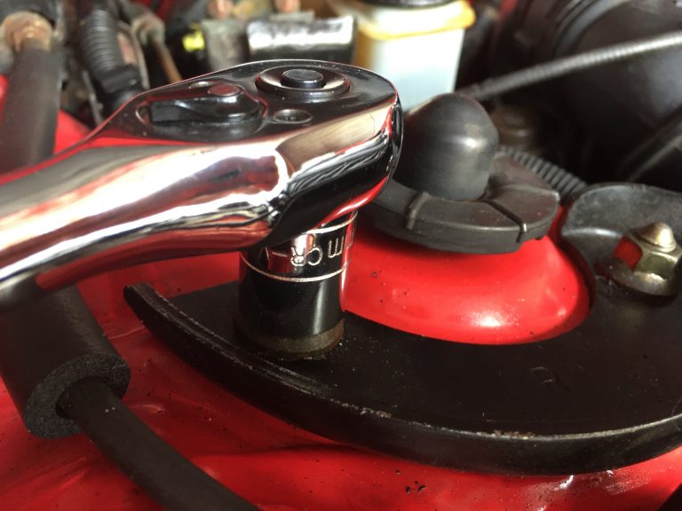 Socket Set Rusty nuts? Here's how to free 'em Hagerty UK