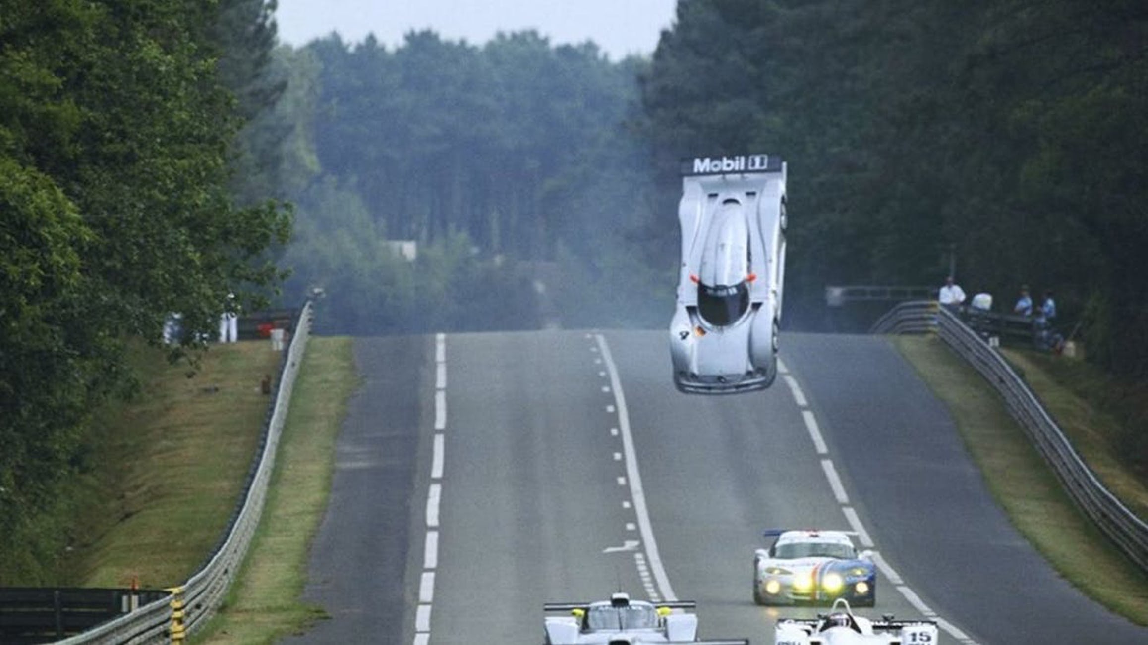 1999 Mercedes CLR flip at Le Mans