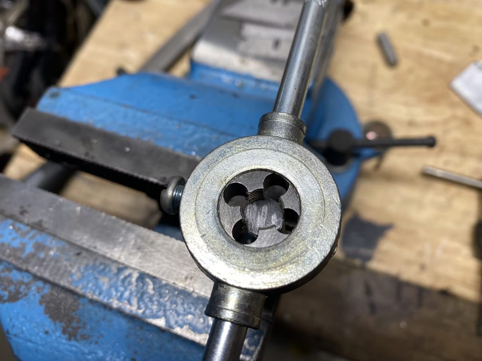 Socket Set Understanding taps, dies and threads Hagerty UK