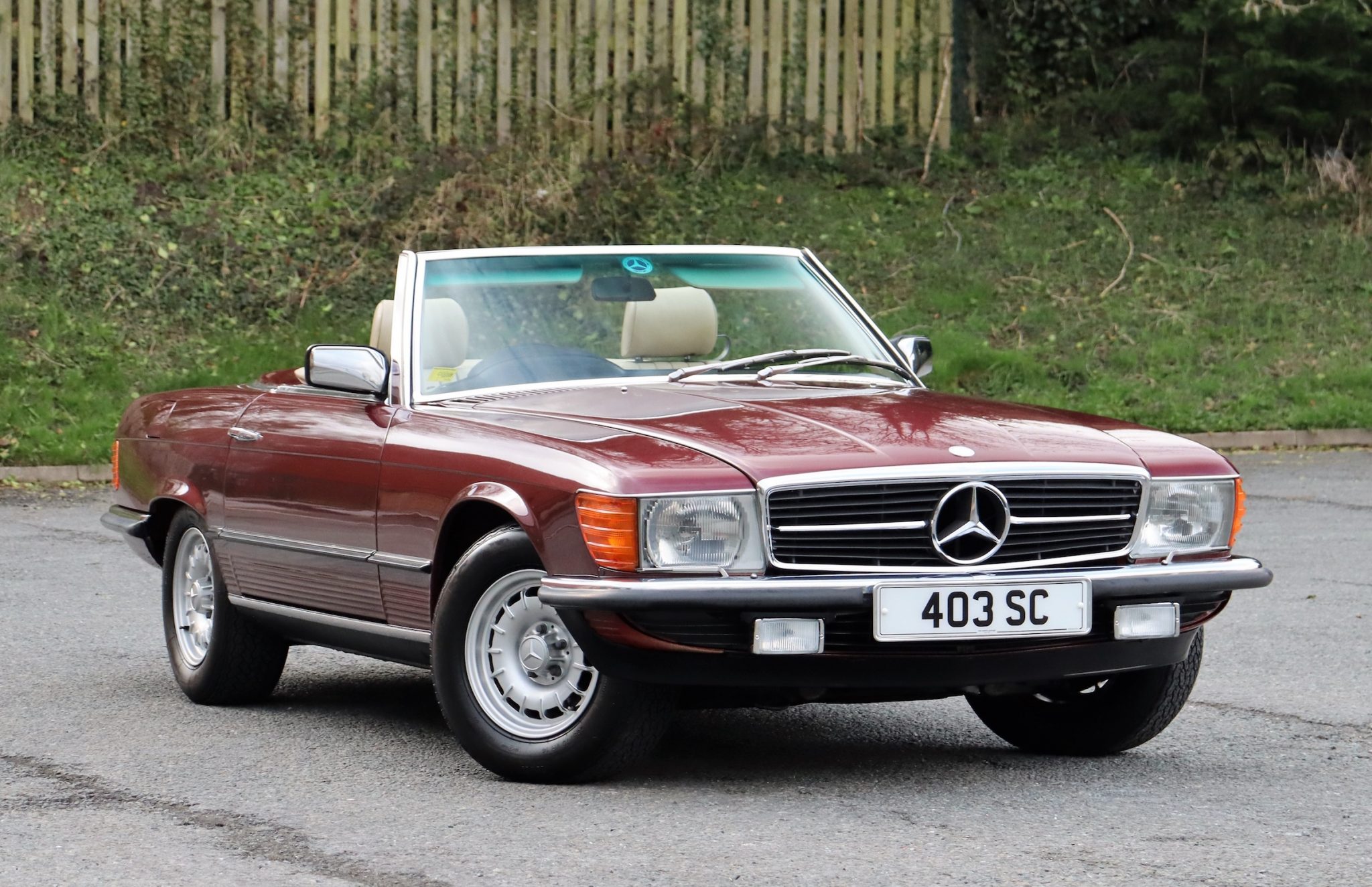 Buying Guide: Mercedes-Benz SL R107 (1971-1989) | Hagerty UK