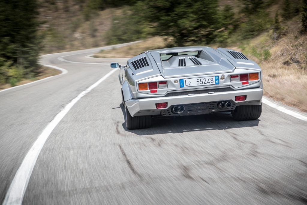 Driving the Greats: The Lamborghini Countach is terrifying and ...