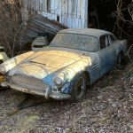 Aston Martin DB4 barn find