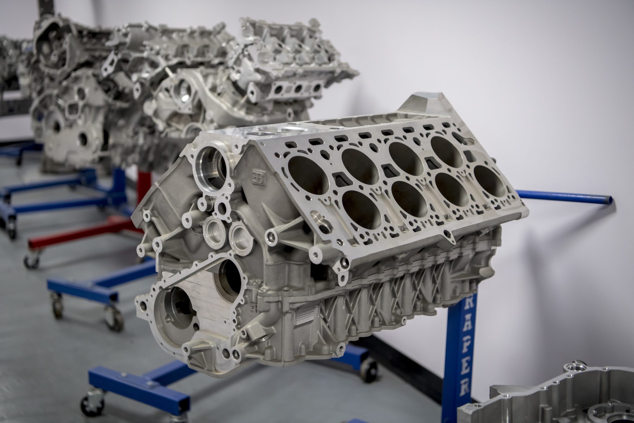 Engine Making Meet the cast of Grainger & Worrall, making engine parts for Bentley ...