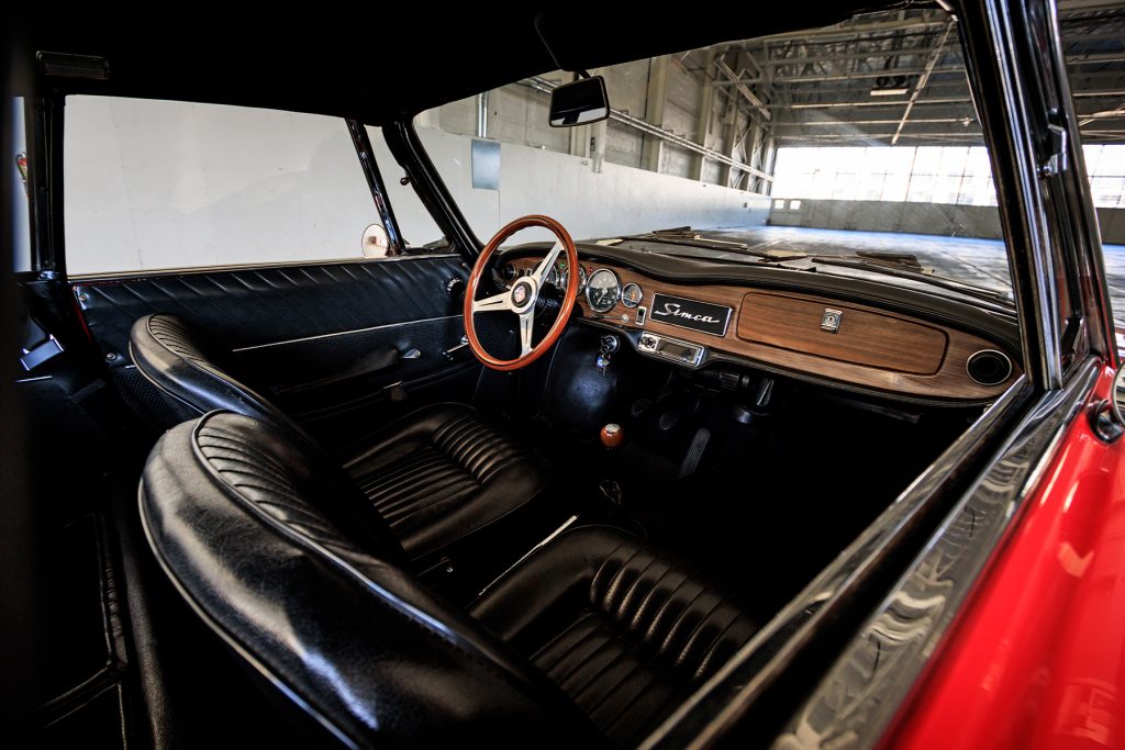 Simca 1200 S interior front full