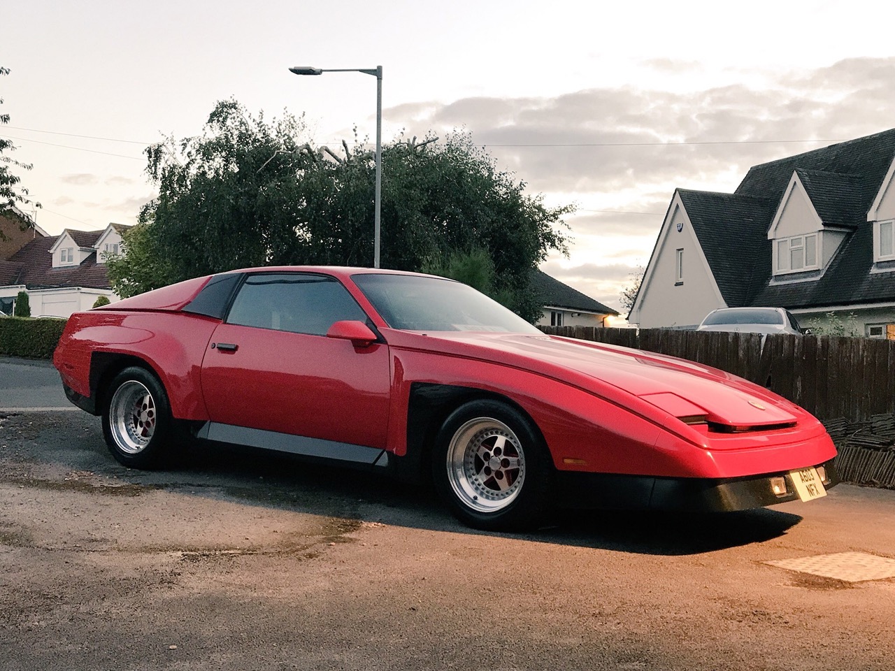 The 1984 Pontiac Tojan Is the Production Car That Beat the F40 to ...