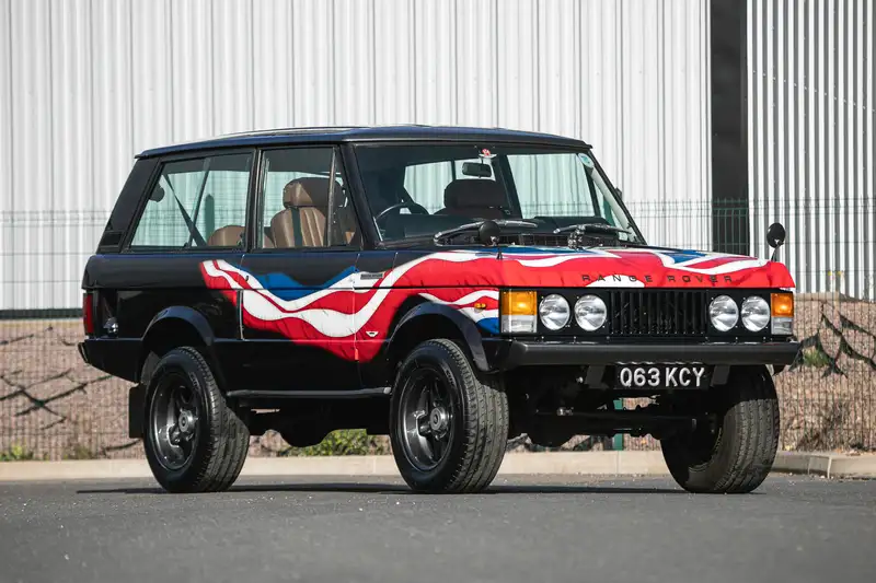 This Range Rover Classic with the Heart of an Aston Martin sold for £50,000