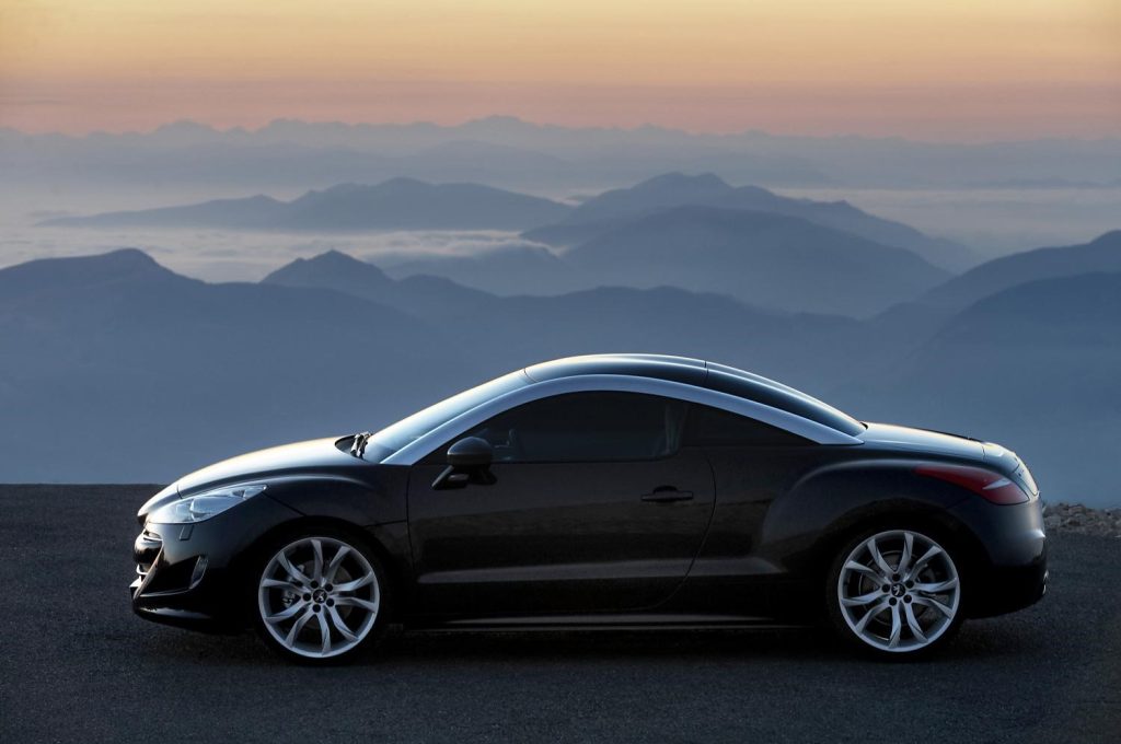 Peugeot RCZ profile silhouette