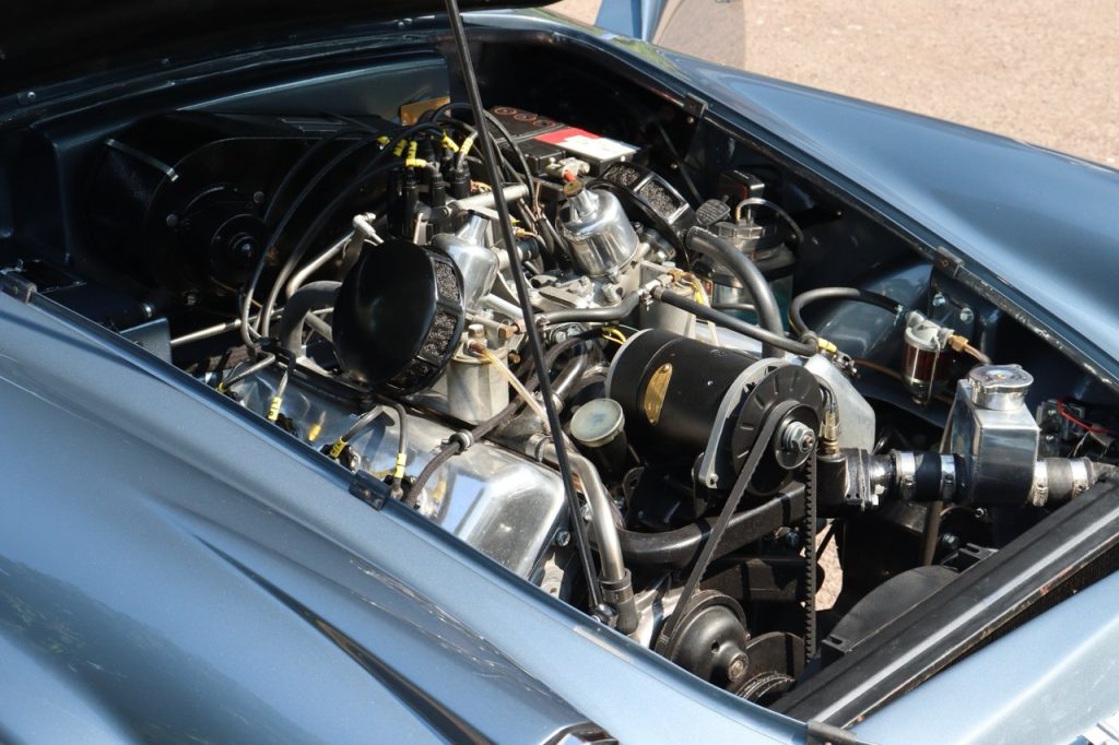 1961 Daimler SP250 engine