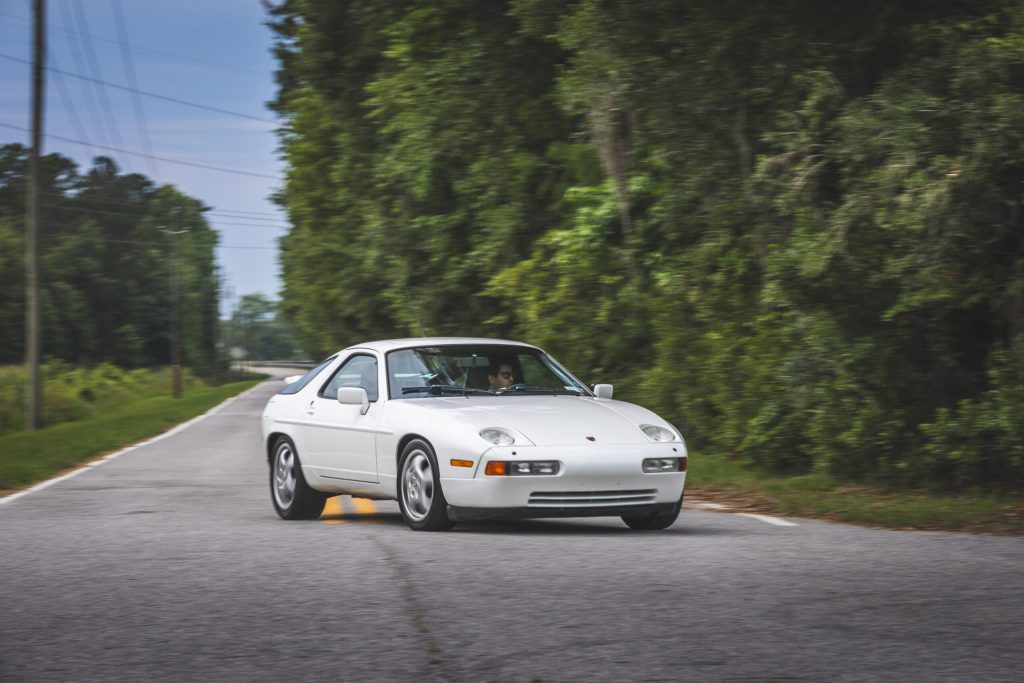 Porsche 928 front three quarter