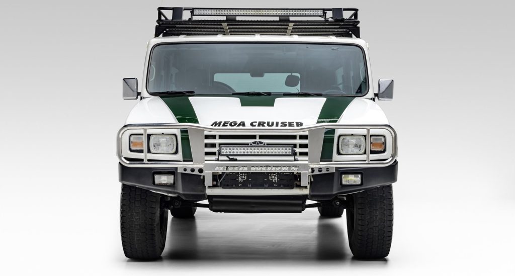 Toyota Mega Cruiser front end