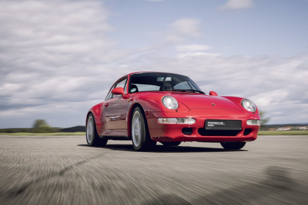 Porsche 911 (993) Carrera 4S