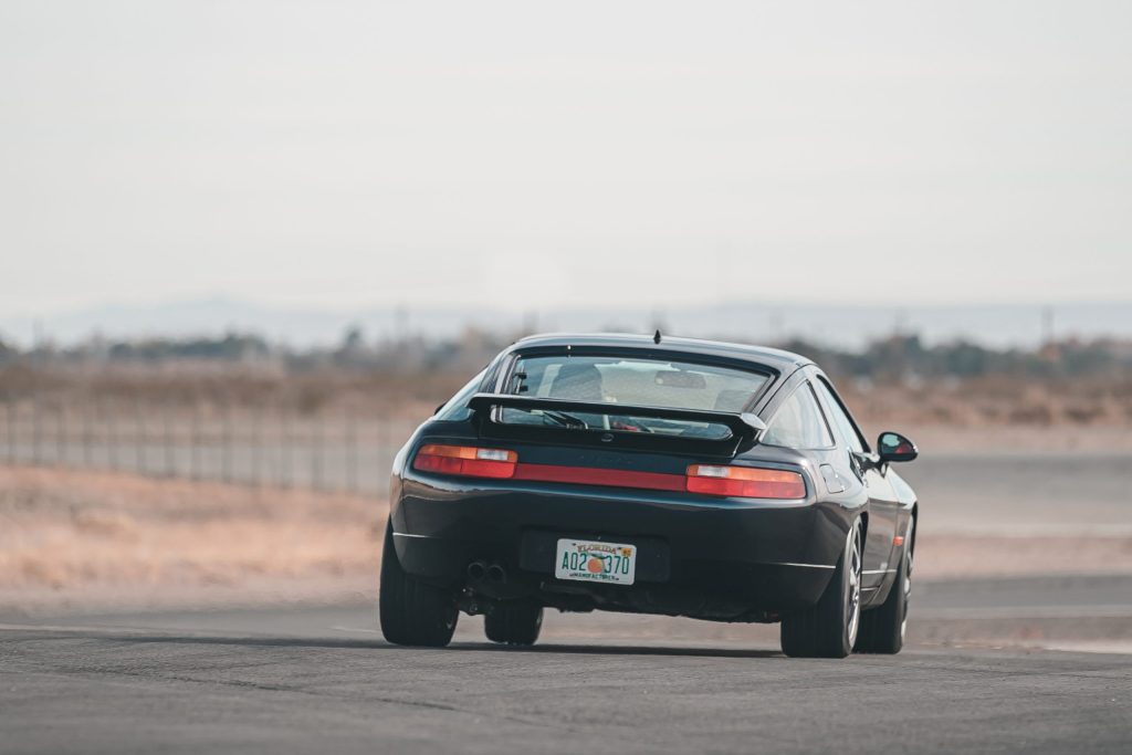 Porsche 928 rear