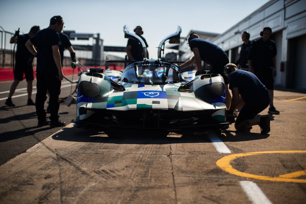 Aston Martin Valkyrie AMR-LMH_Testing_02