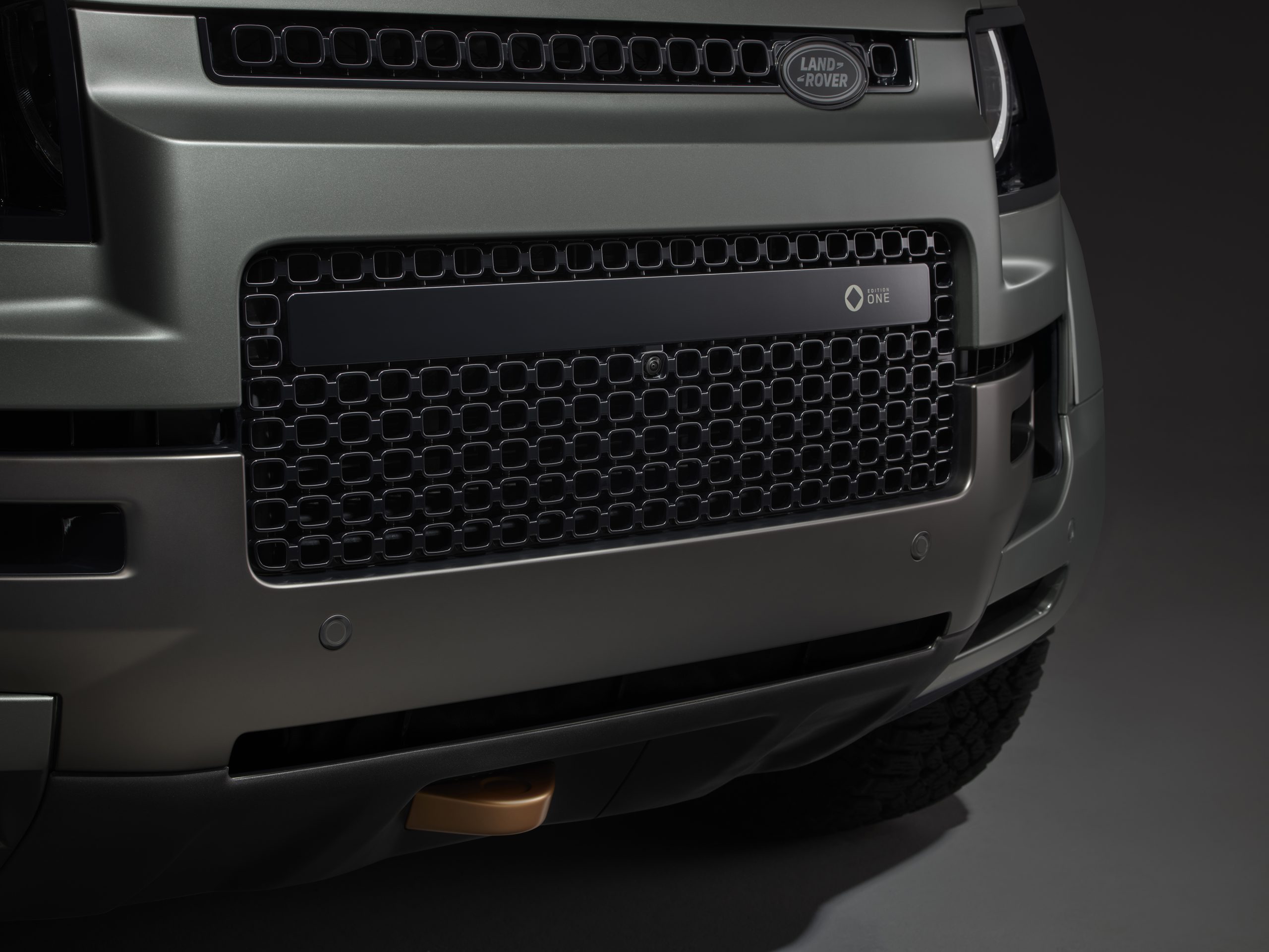 Land Rover Defender OCTA grille detail