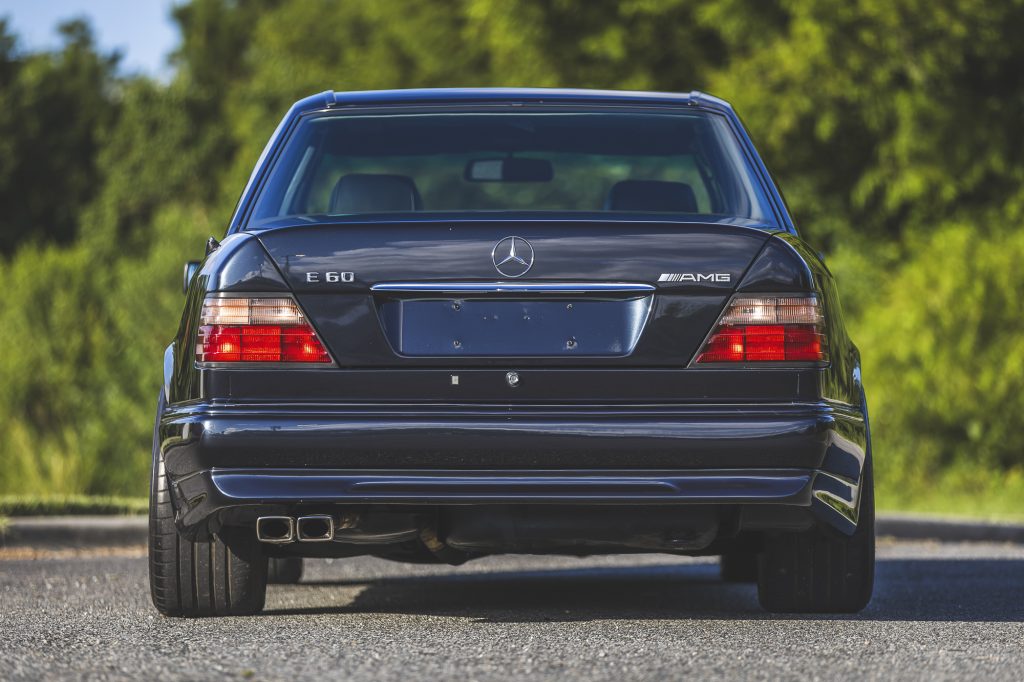 1995 Mercedes-Benz E 60 AMG rear end