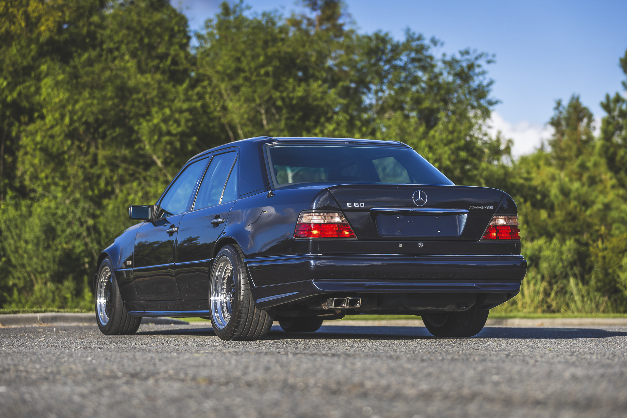 1995 Mercedes-Benz E 60 AMG rear 3/4