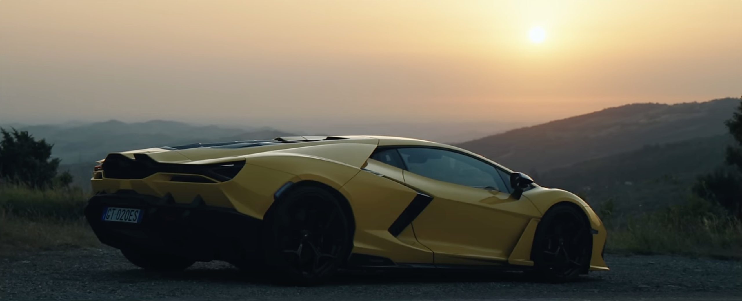 The Driver's Seat: Henry Catchpole on the Lamborghini Revuelto