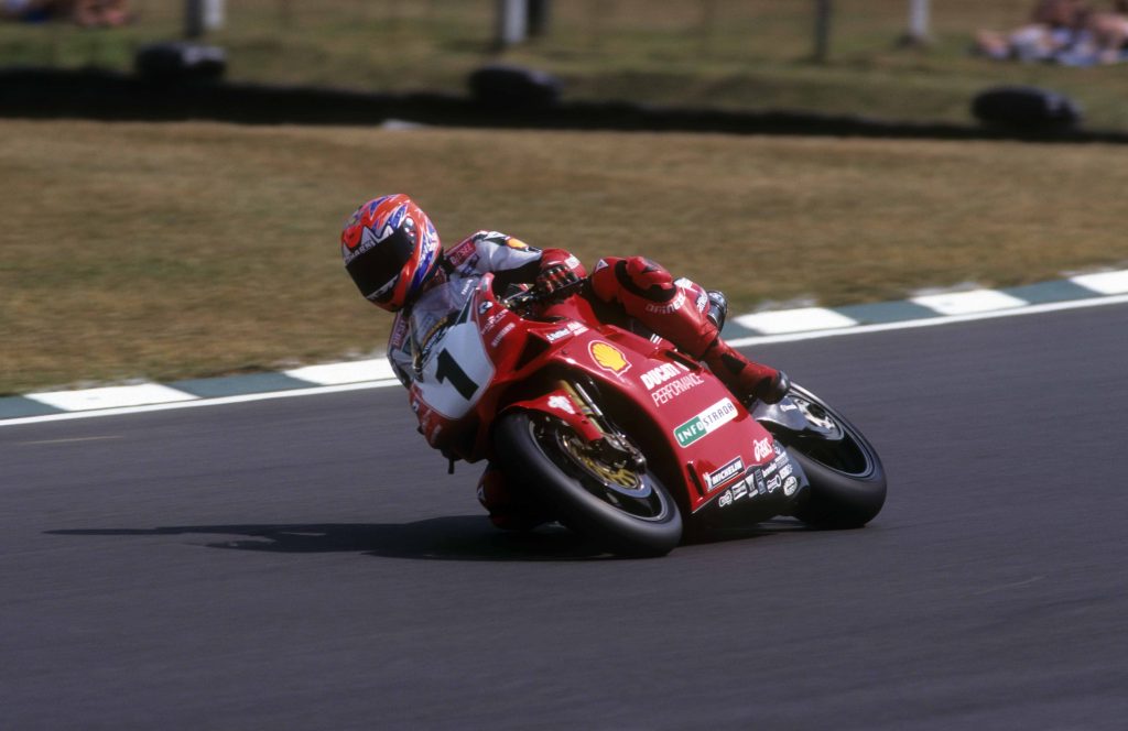 1999 Ducati 996 Fogarty race bike Brands Hatch