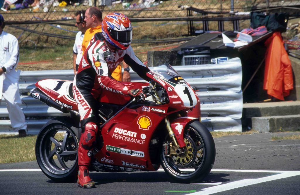 1999 Ducati 996 Fogarty race bike Brands Hatch