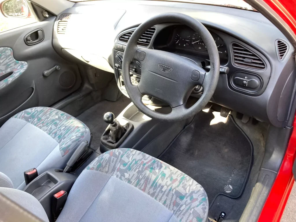 Daewoo Lanos interior