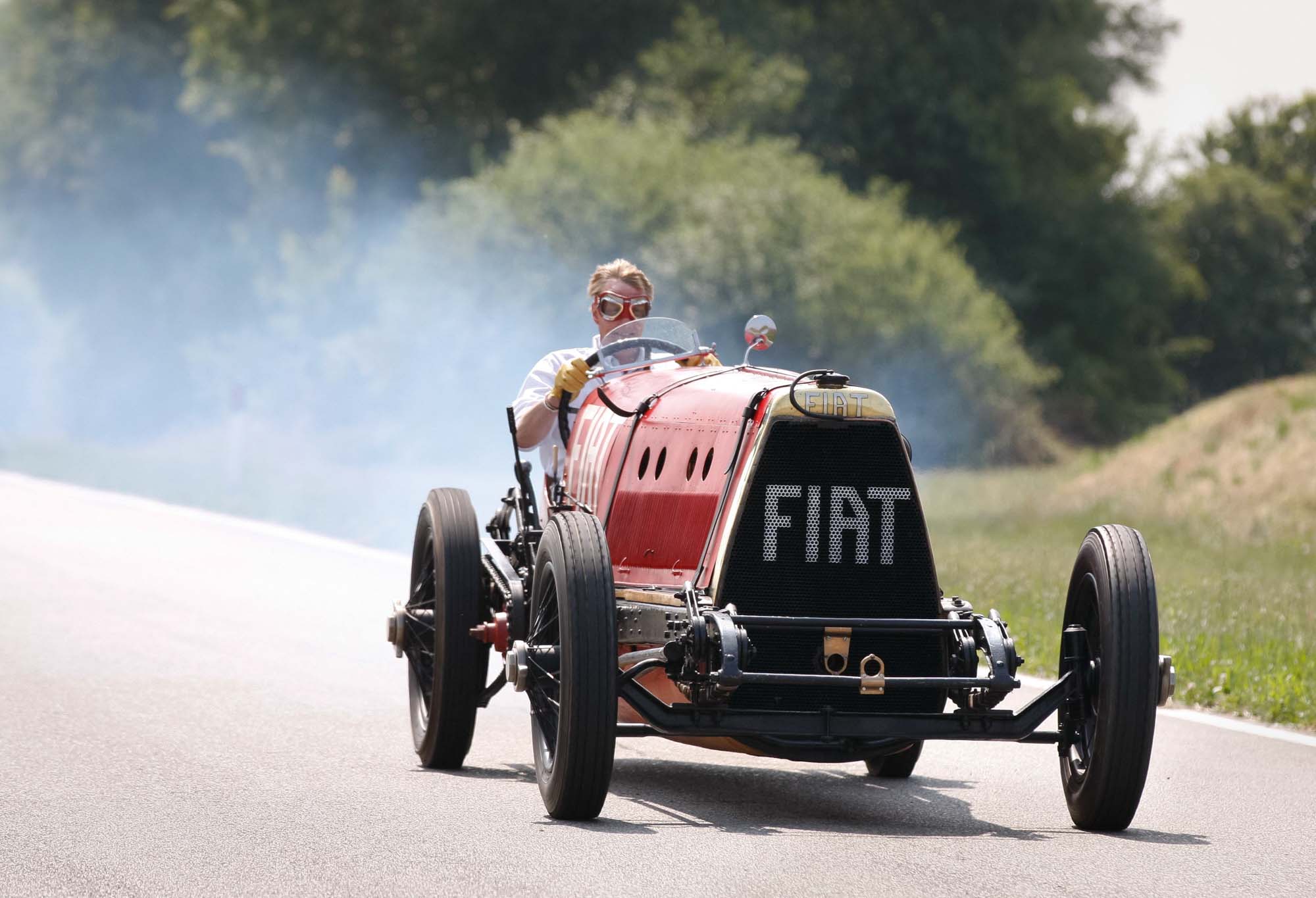 Fiat Mefistofele driving