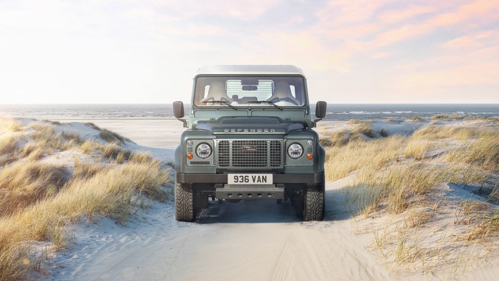 LAND ROVER DEFENDER_CLASSIC_V8_WORKS_210824_19