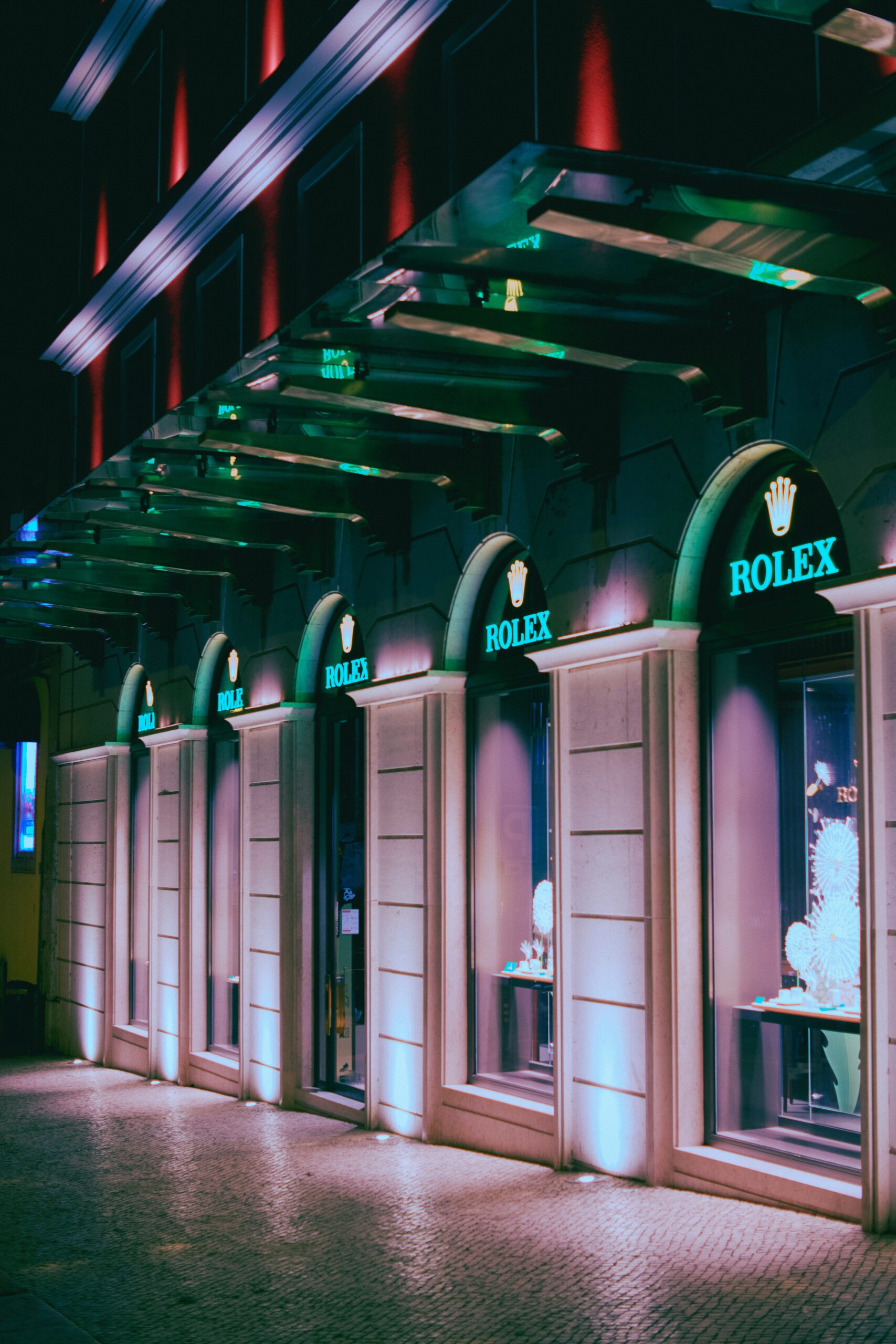 Rolex storefront vertical