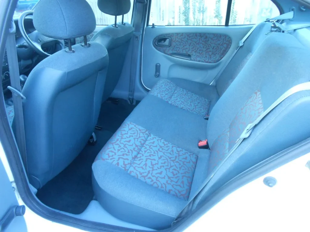 1998 Renault Megane RN Paris rear seats