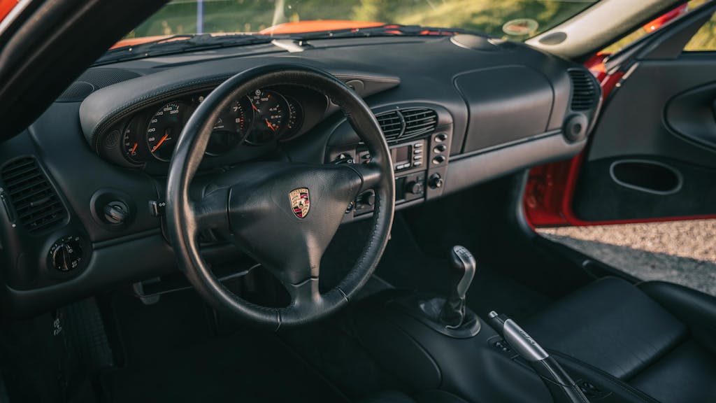 Porsche 911 GT3 996 generation interior