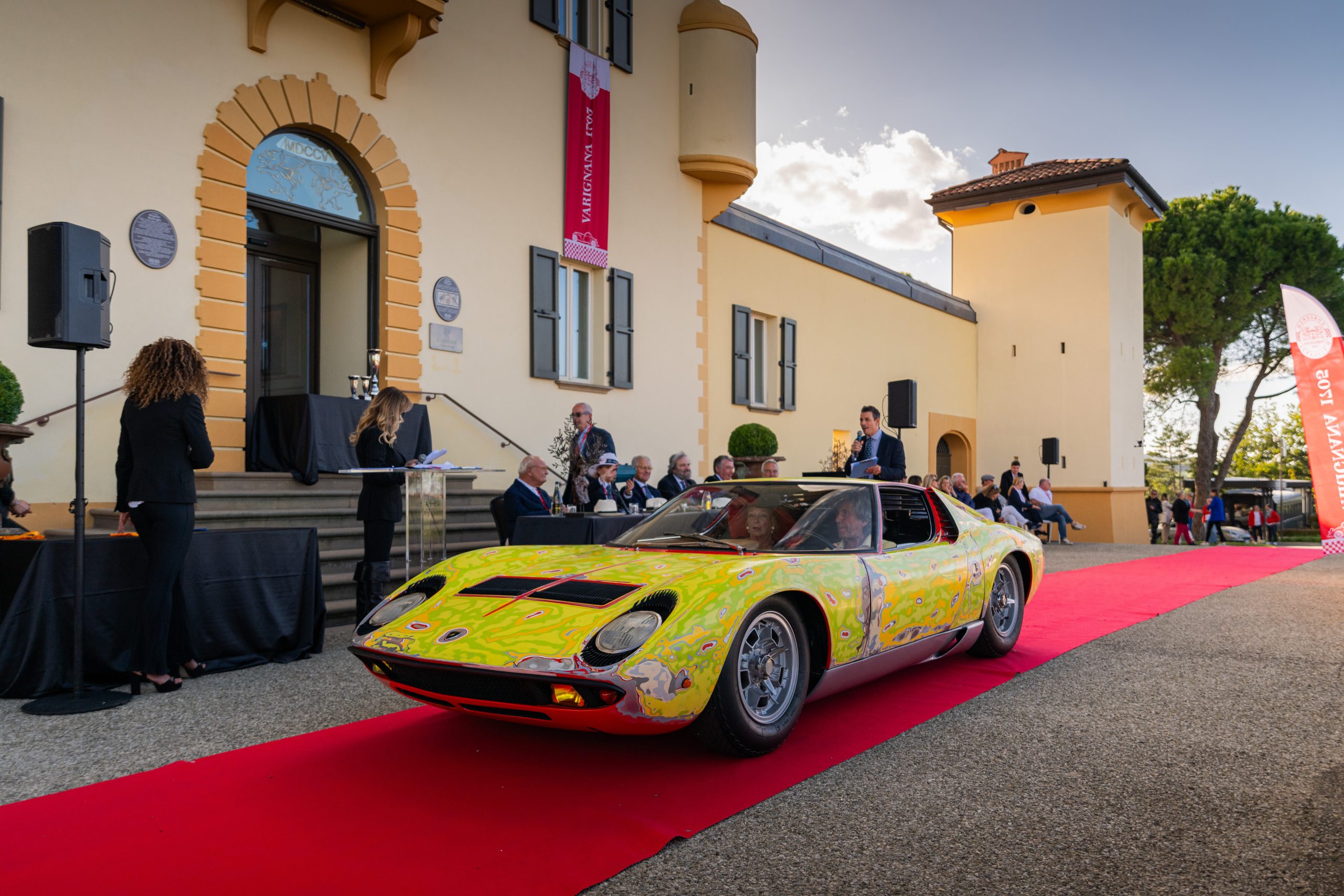 This Lamborghini Miura Is Rolling Art