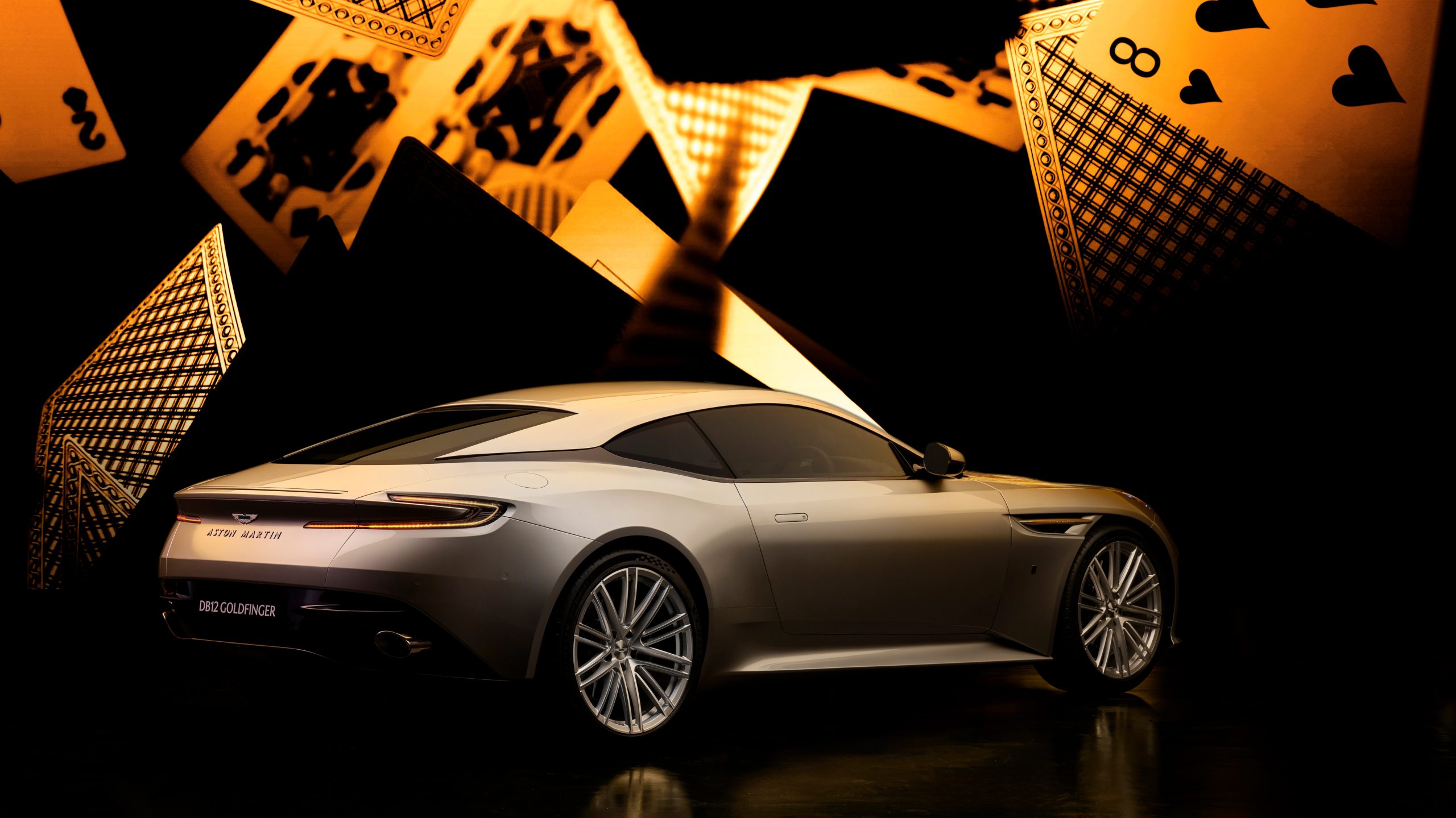 Aston Martin DB12 Goldfinger Edition_05