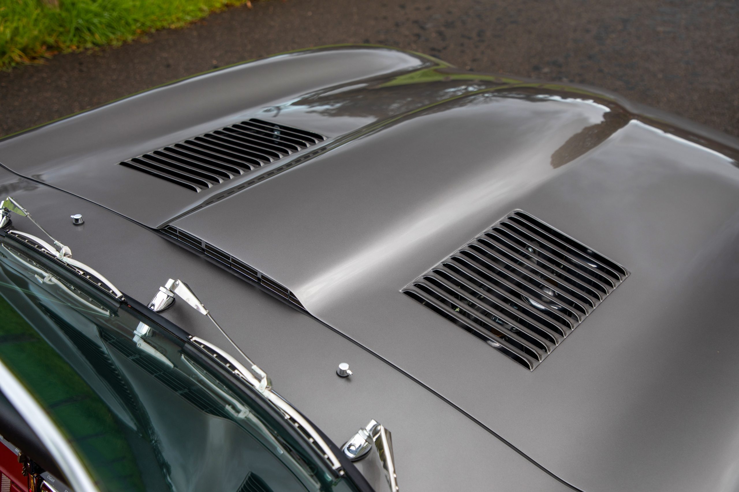 E-Type UK Speedster bonnet detail