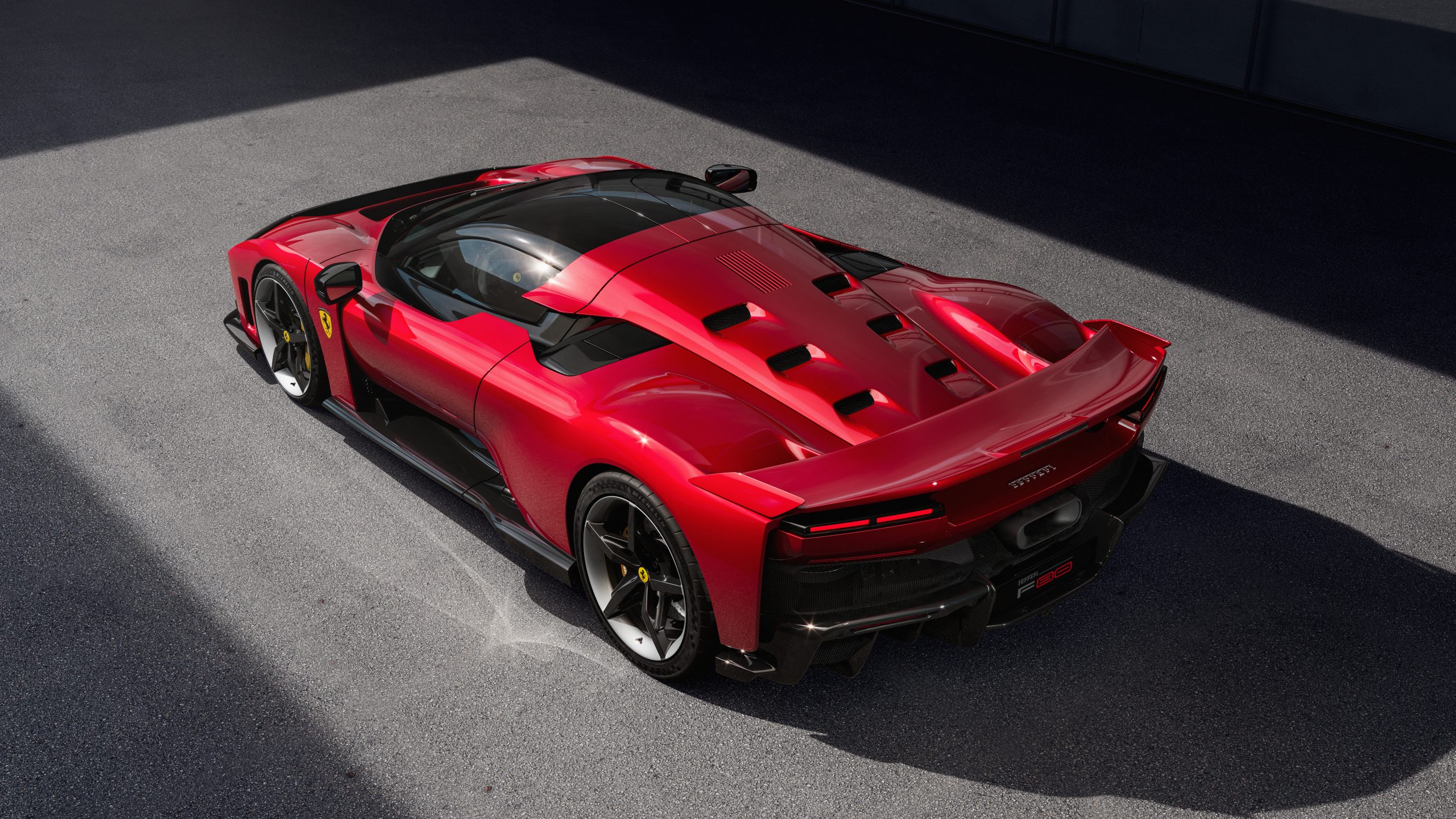 Ferrari F80 hero top rear