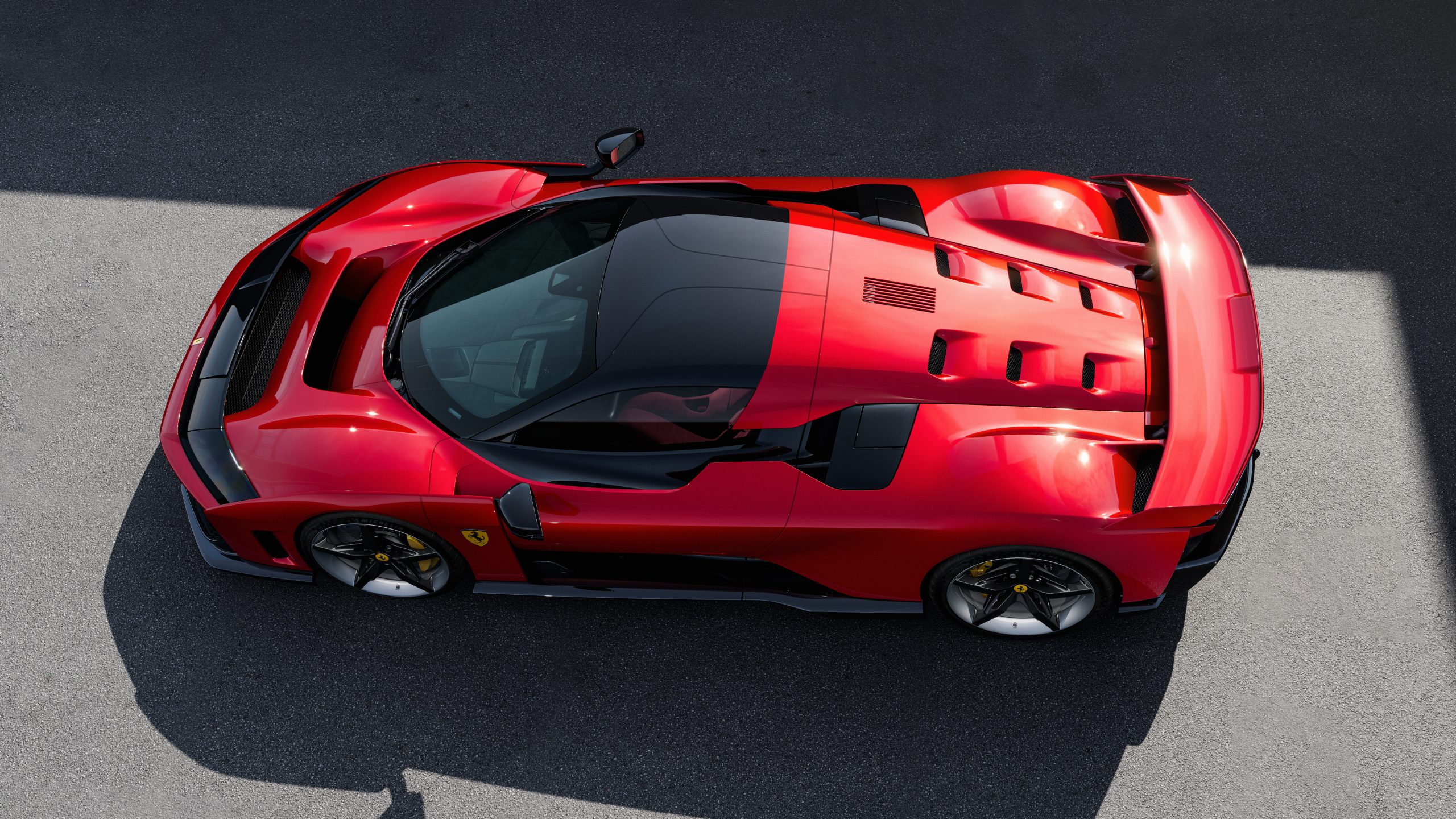 Ferrari F80 hero top