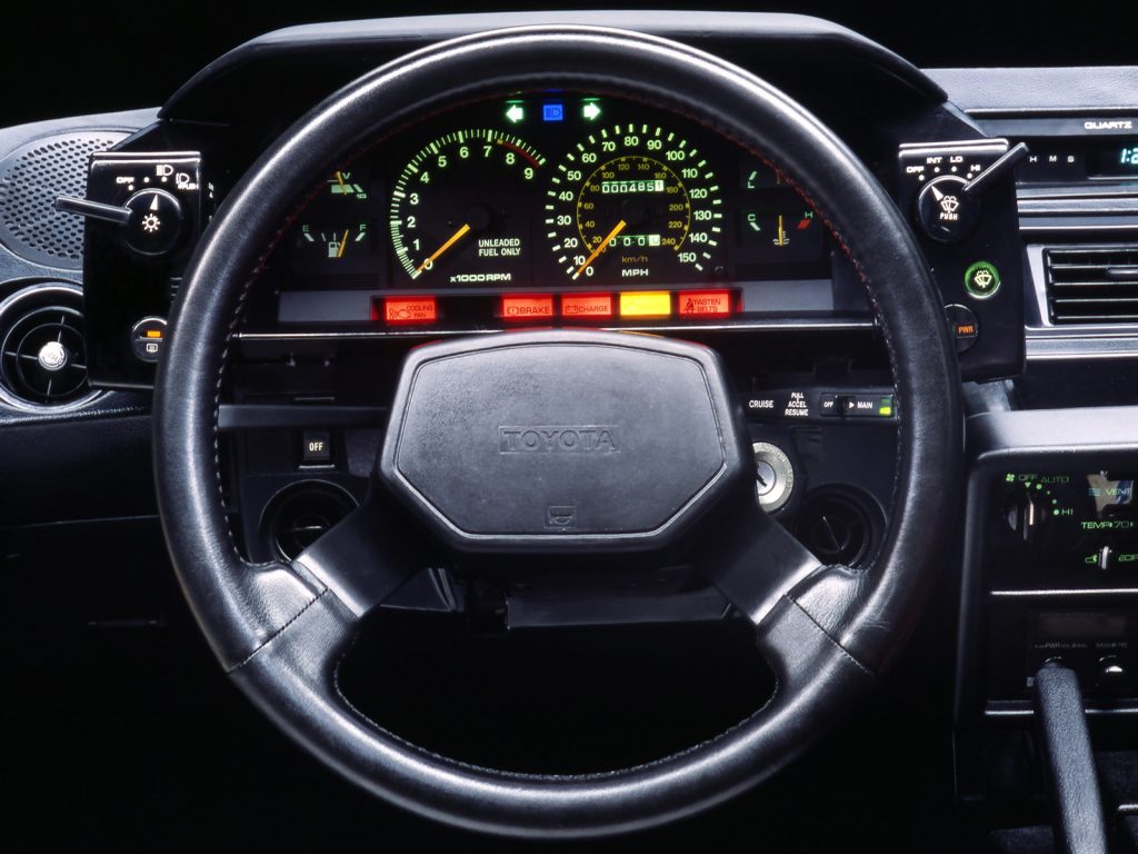 Toyota MR2 dash