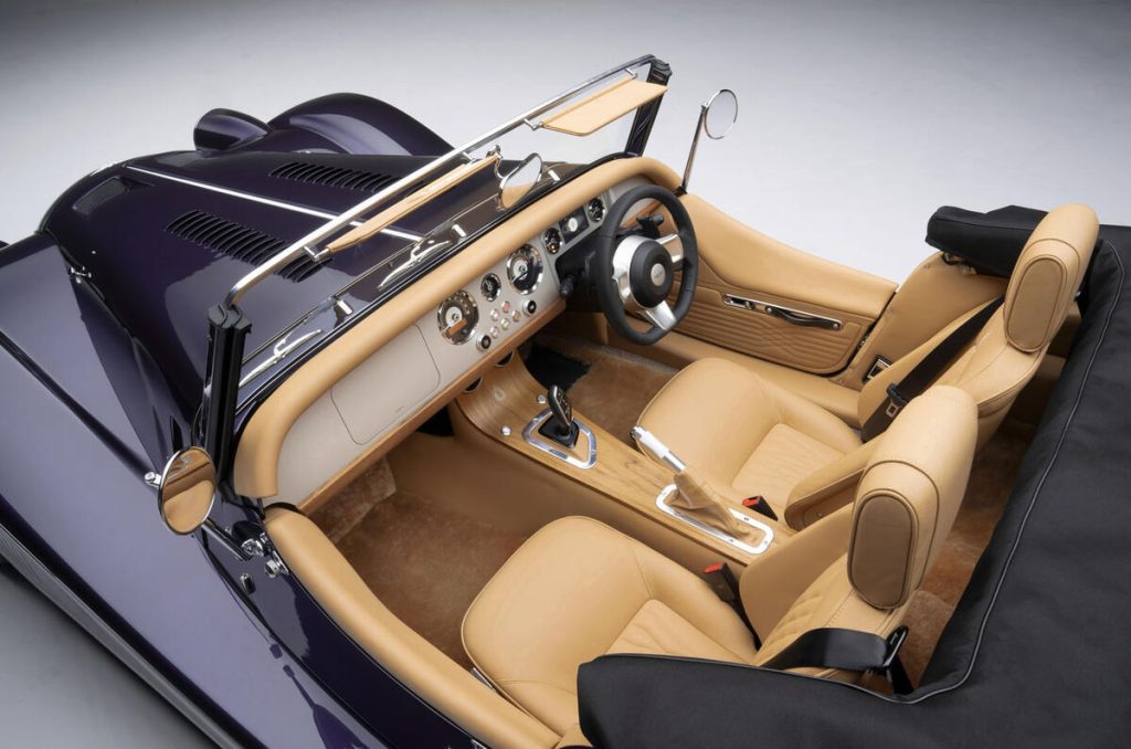 morgan-plus-six-pinnacle-interior