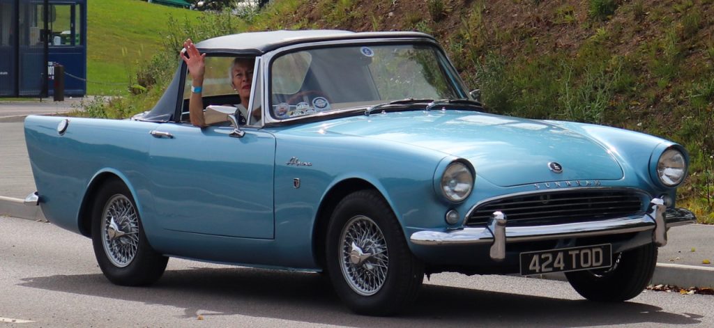 Sunbeam Alpine driving