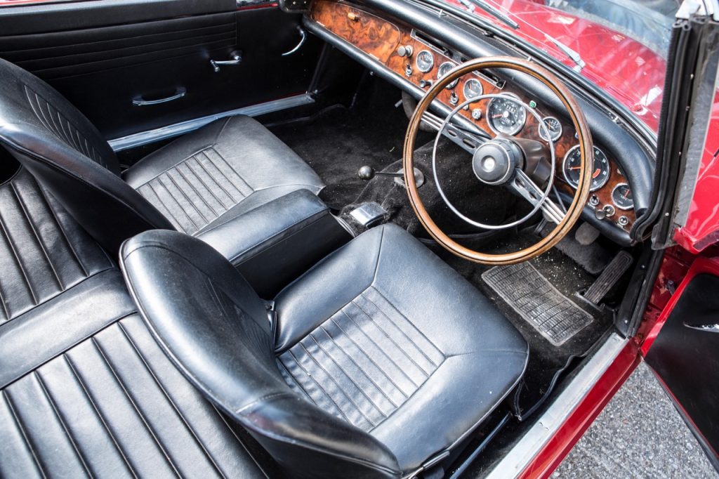 1967 Sunbeam Alpine interior