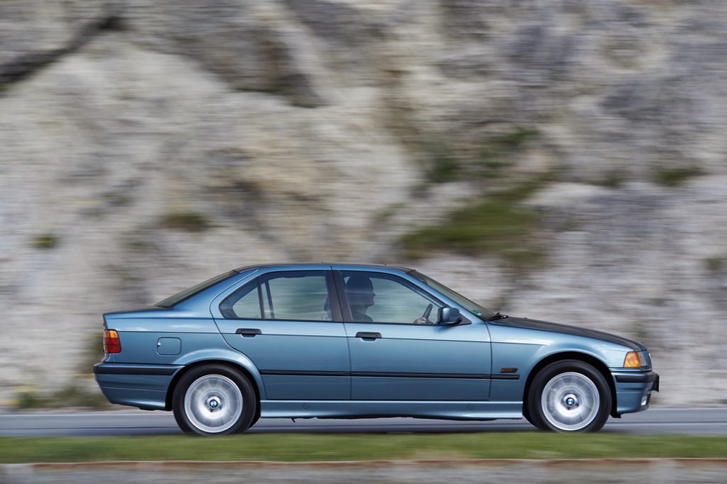 BMW E36 3 Series profile driving