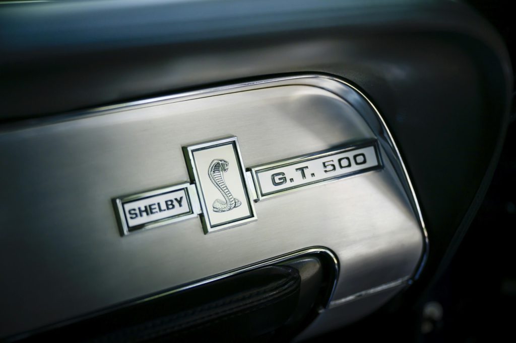 Shelby GT500 badge