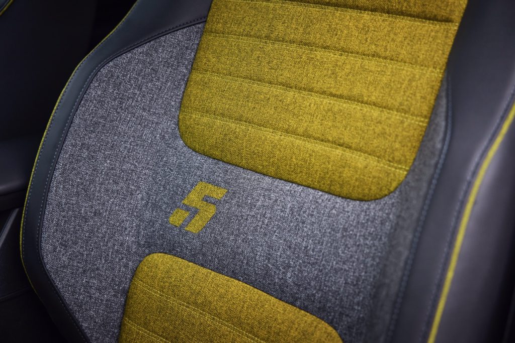 Renault 5 E-Tech seat close up