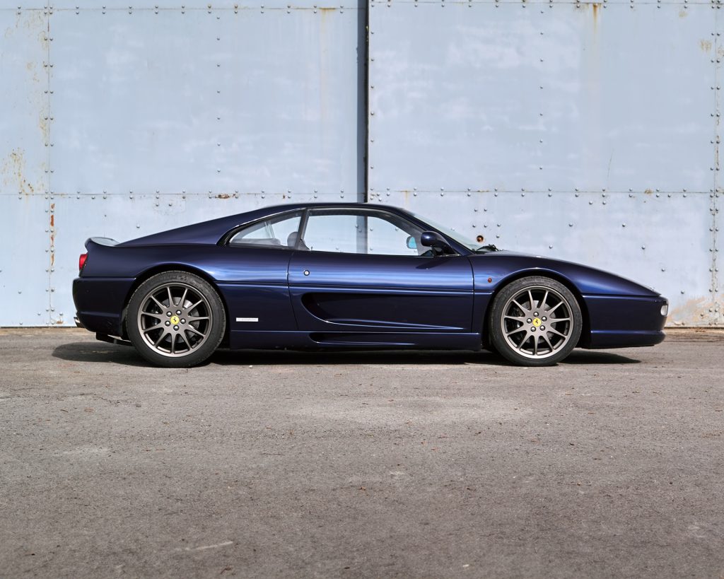 Ferrari F355 profile