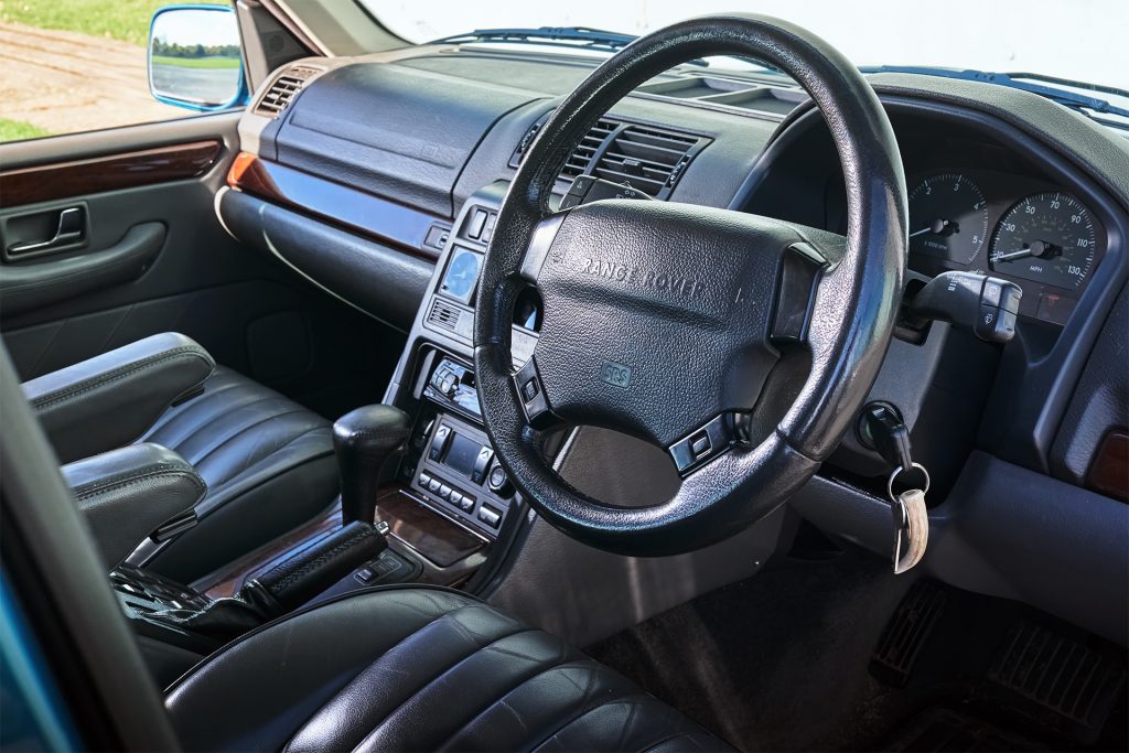 Land Rover Range Rover P38A interior