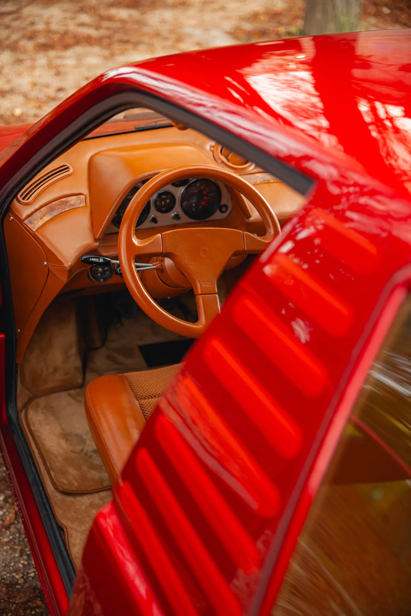 Sbarro-Super-Eight-Custom-Ferrari-Hatchback interior