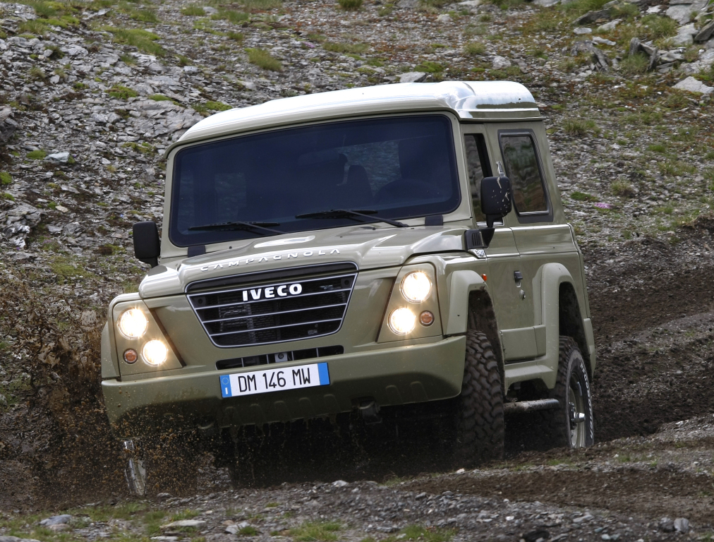 Iveco Campagnola front