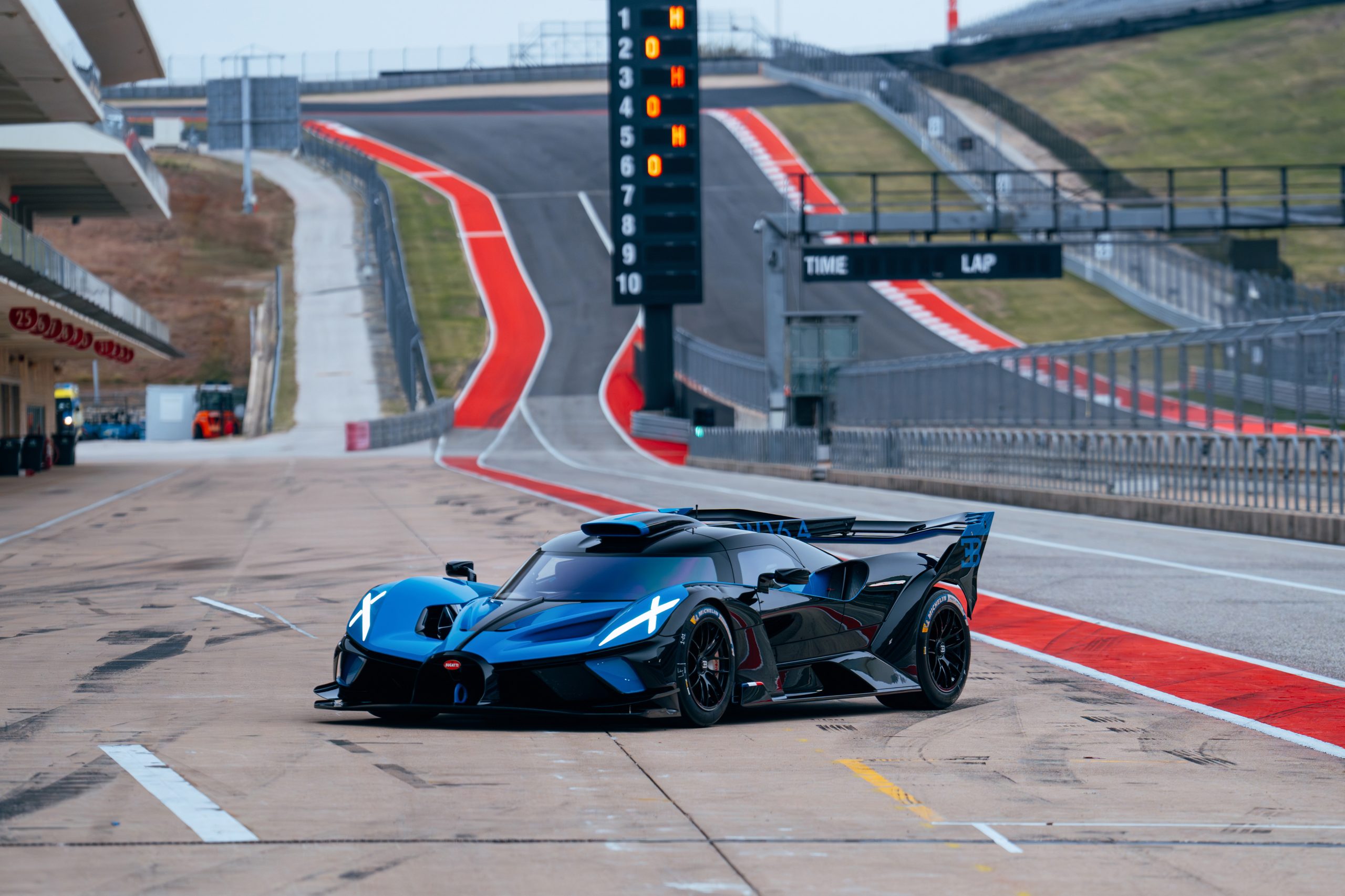 Watch a Bugatti Bolide Top 200mph at the Circuit of the Americas