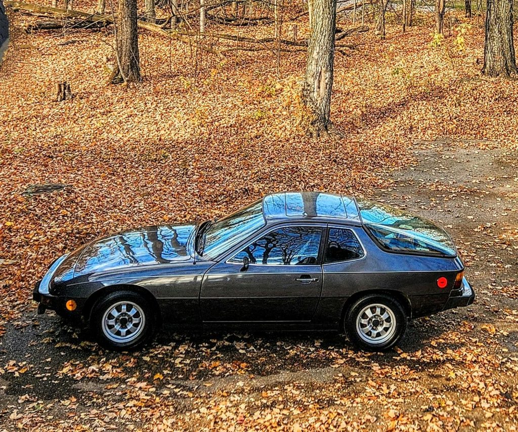 Porsche 924