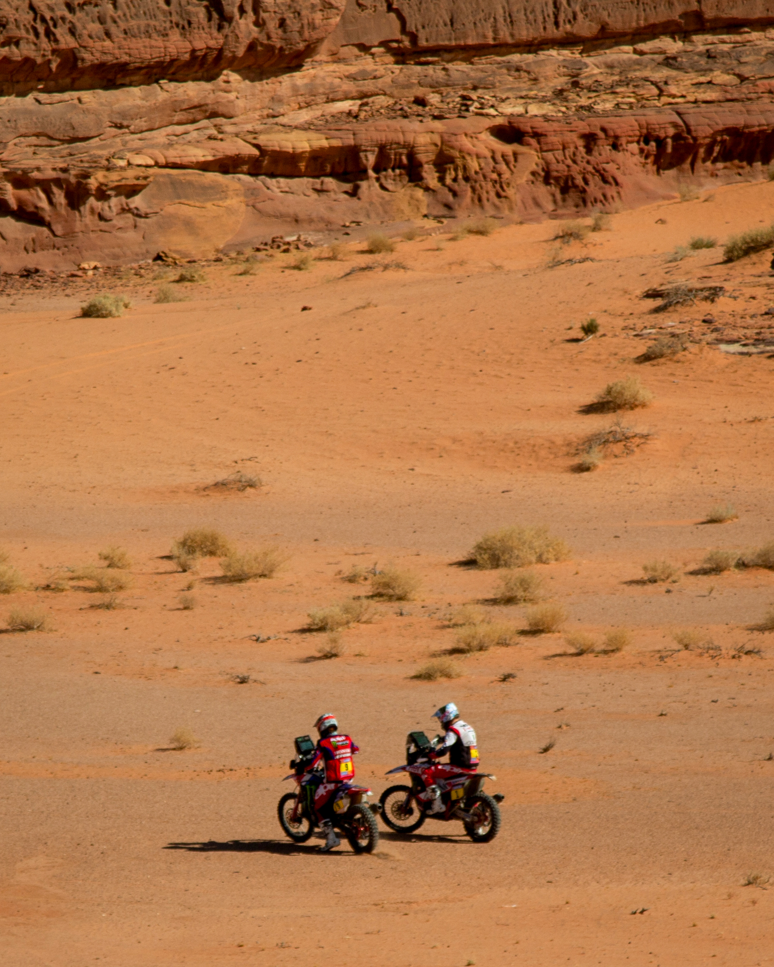 2025 Dakar race Saudi Arabia motos