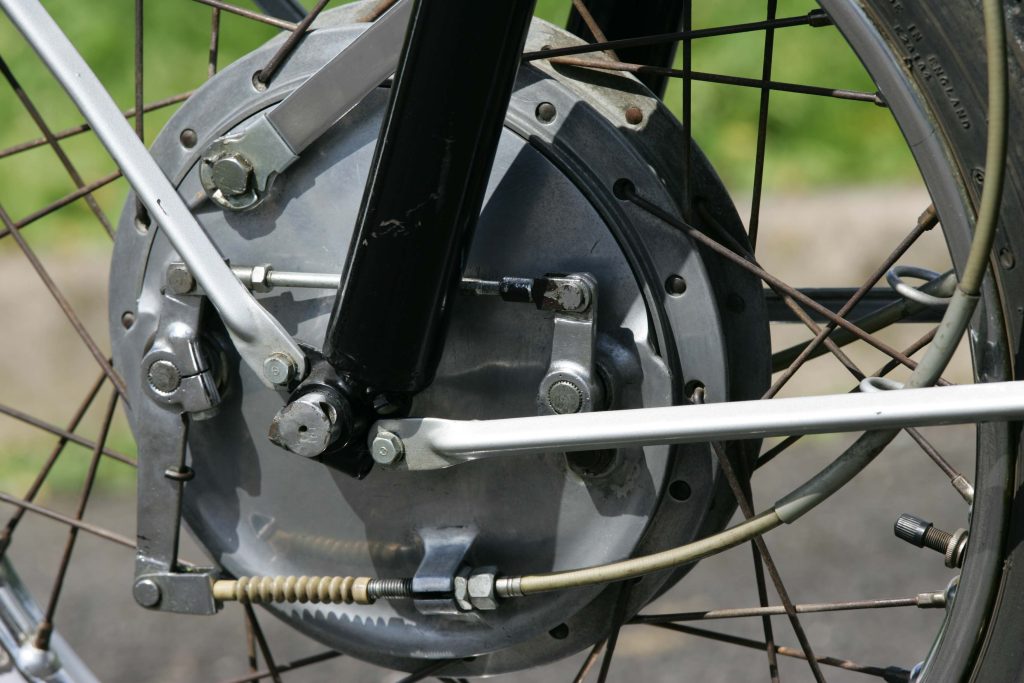 Honda CB72 drum brake